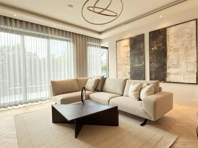 Flat for rent in Cockfosters, Greater London