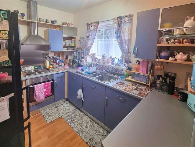 Flat for sale in Lincoln, Bracebridge Heath
