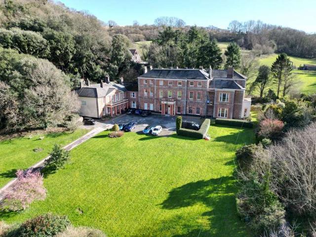Flat for sale in Haccombe with Combe, Bridford