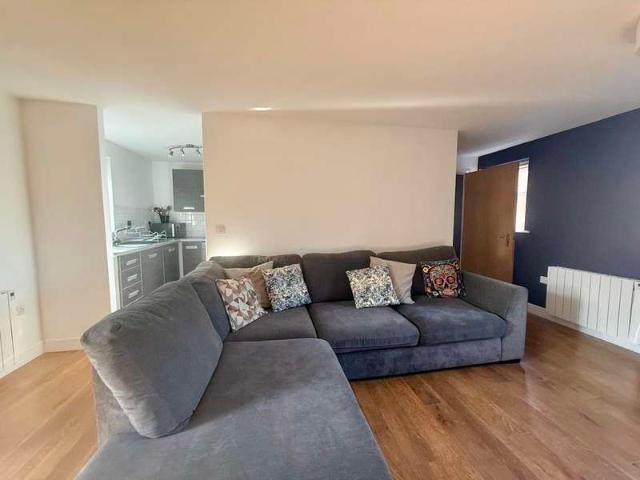 Flat for sale in Grimsbury, Cherwell