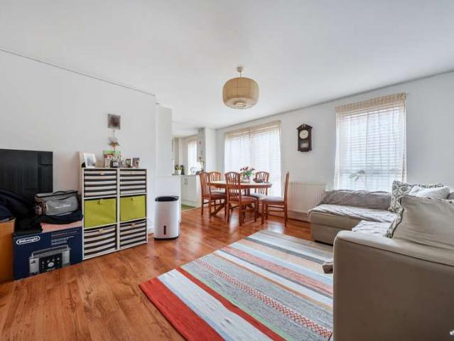 Flat for sale in St James, Sandown Park