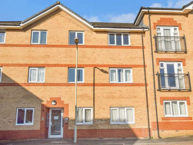 Flat for rent in Bybrook, Bridgefield