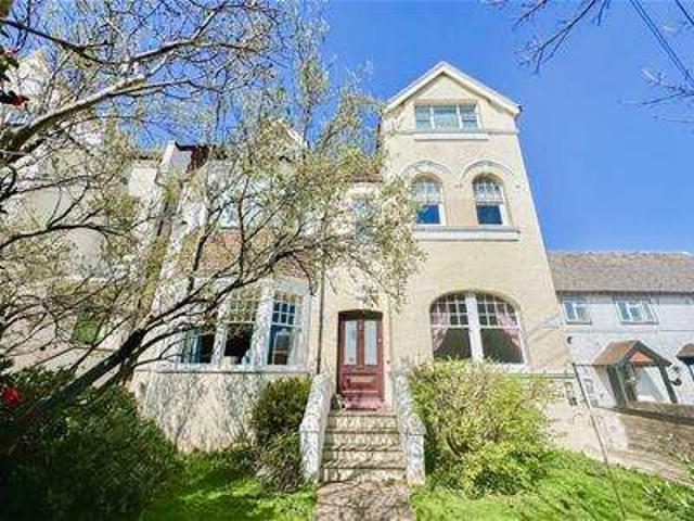 Flat for sale in Central, Heathlands