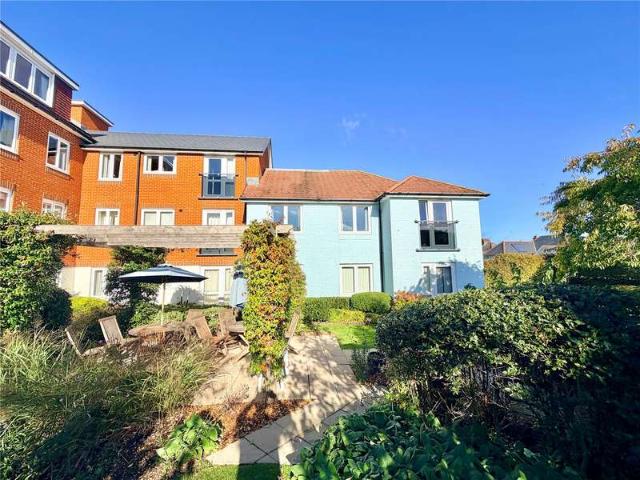 Flat for sale in Lymington, New Forest
