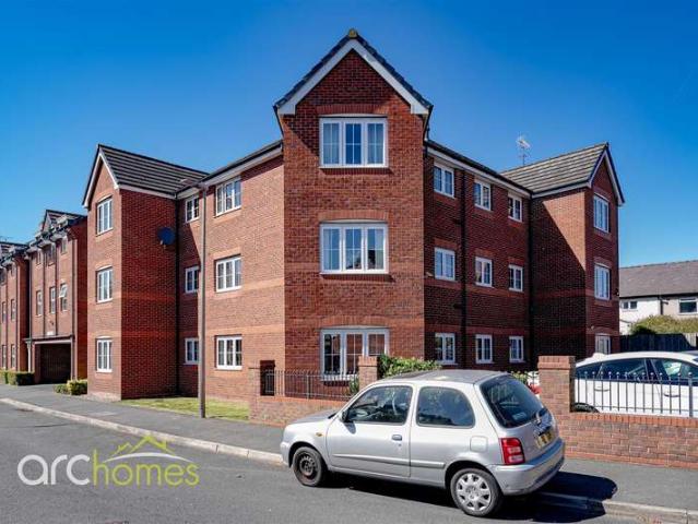 Flat for sale in Westleigh, Wigan