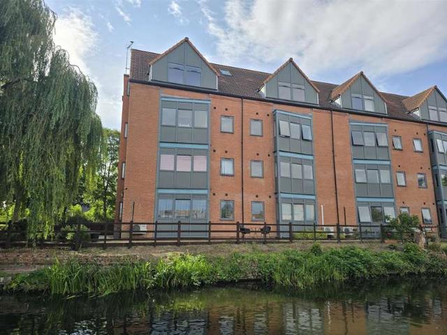 Flat for rent in Thrumpton, Costhorpe