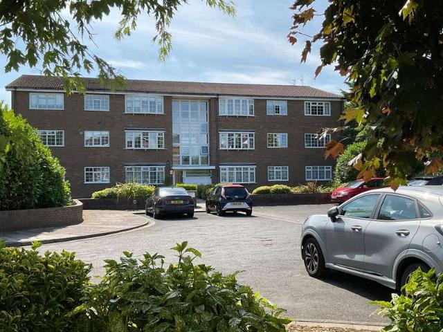 Flat for sale in Meols Cop, Southport