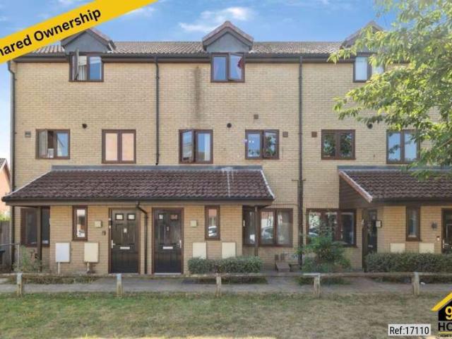 Flat for sale in Monkston Park, Milton Keynes