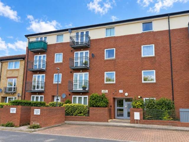 Flat for sale in London Borough of Harrow, Greater London