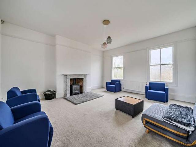 Flat for sale in Faringdon, Vale of White Horse
