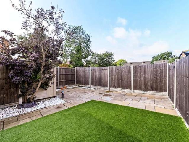 Flat for rent in New Malden, Motspur Park