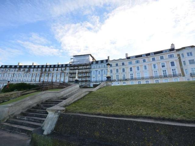 Flat for rent in Westbrook, Acol