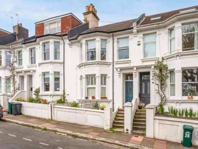 Flat for sale in Brighton & Hove