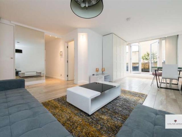 Flat for rent in Bayswater, Greater London