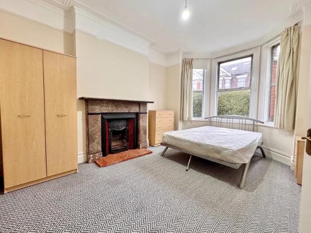 Apartment for rent in Dollis Hill, Greater London