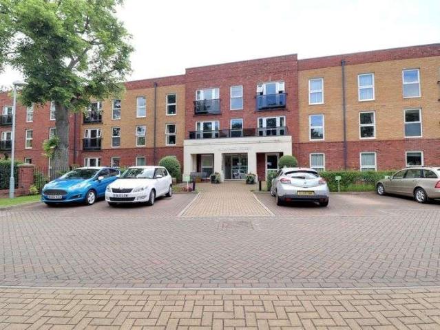 Flat for sale in Beaconside, Baswich