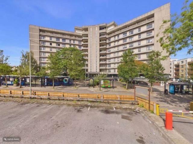Flat for rent in Repton Manor, Bridgefield