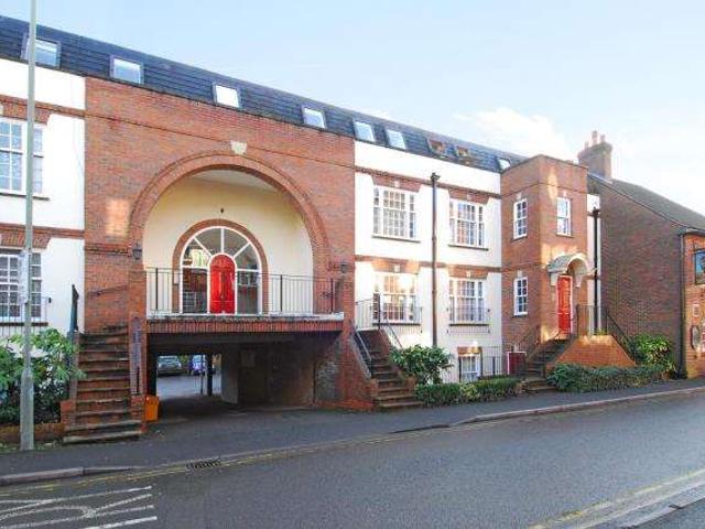 Flat for sale in Enborne, West Berkshire