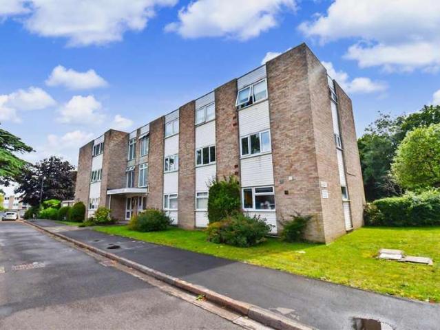Flat for sale in Feckenham, City Of Bristol