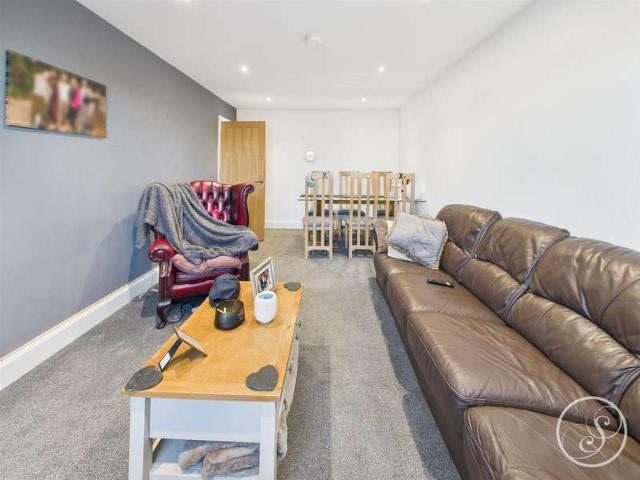 Flat for sale in Harewood, West Yorkshire