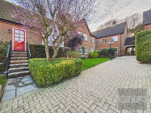 House for sale in Old Town, Rother