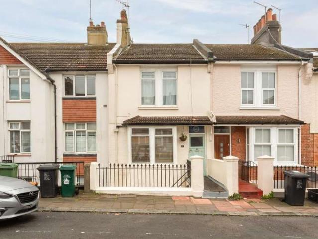 Flat for sale in Queen's Park, Brighton & Hove
