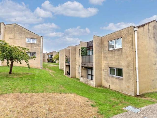 Flat for sale in Oldfield Park, Bath