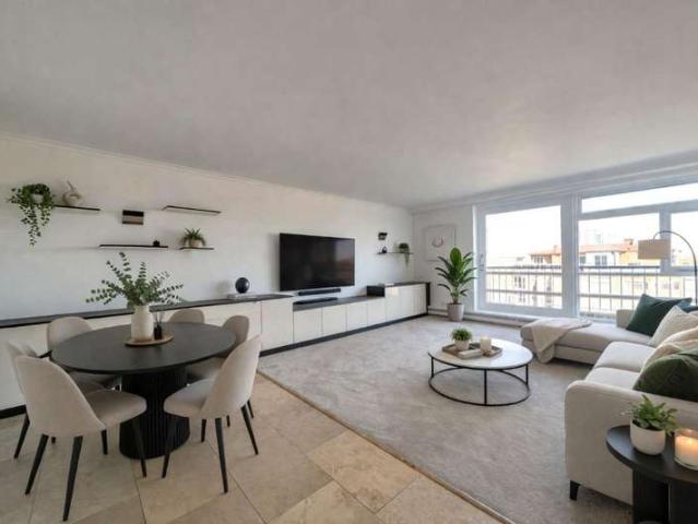 Flat for sale in Belsize Park, Greater London