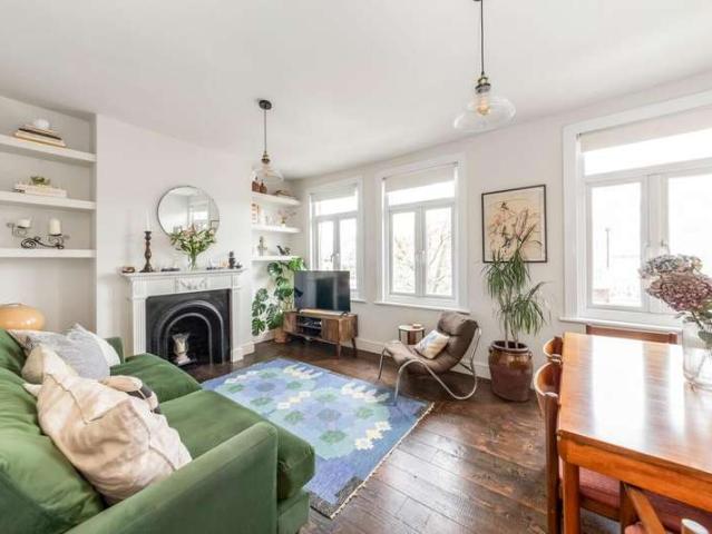 Flat for sale in London Borough of Lewisham, Greater London
