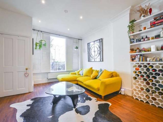 Flat for sale in Barnsbury, Barnsbury