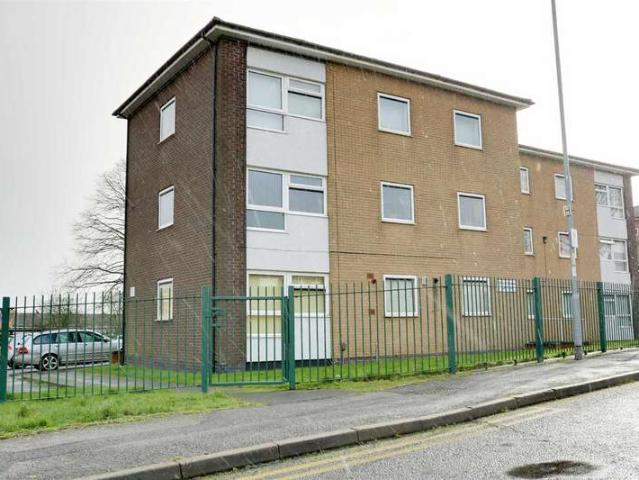 Flat for sale in Bloxwich, Little Bloxwich