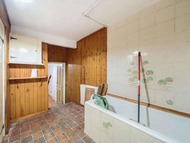 Flat for sale in Hampstead, South Hampstead
