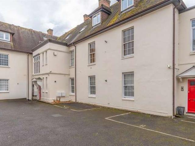 Flat for sale in East Brook, Wimborne