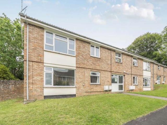 Flat for sale in Writhlington, Radstock
