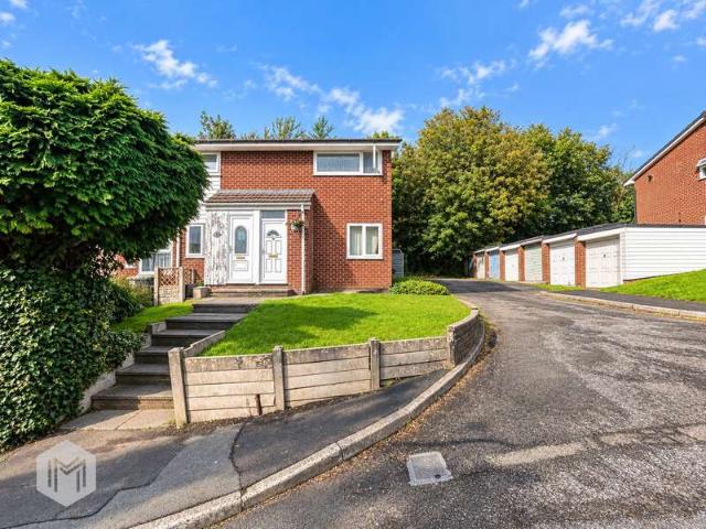 Flat for sale in Lee Bank, Greater Manchester