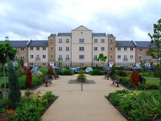Flat for sale in Mile End, Fordham Heath