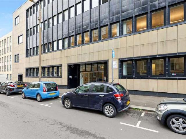 Flat for sale in Merchant City, Glasgow
