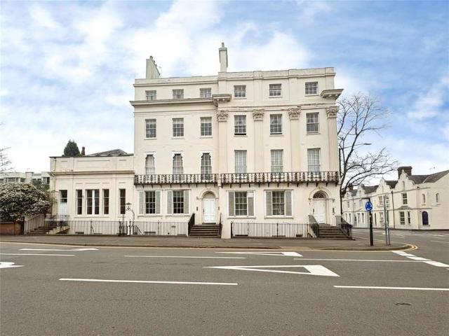 Flat for sale in Milverton, Green Close