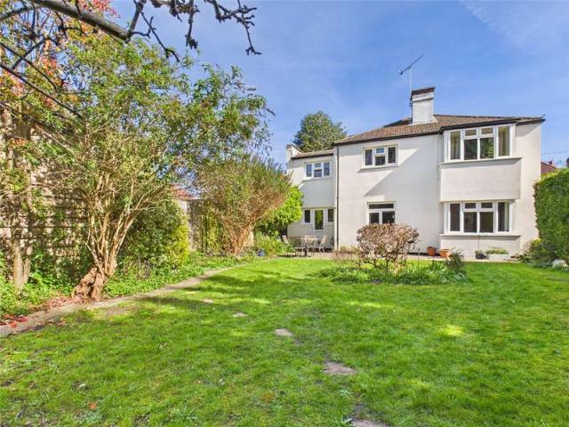 Flat for sale in Guildford Park, Westborough