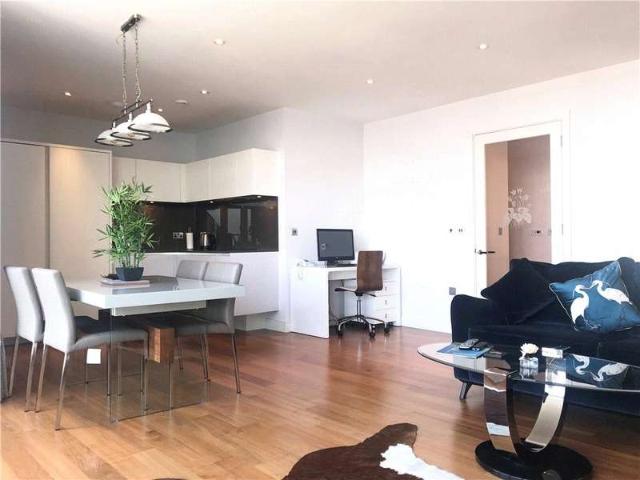 Flat for sale in Portsea, City Of Portsmouth