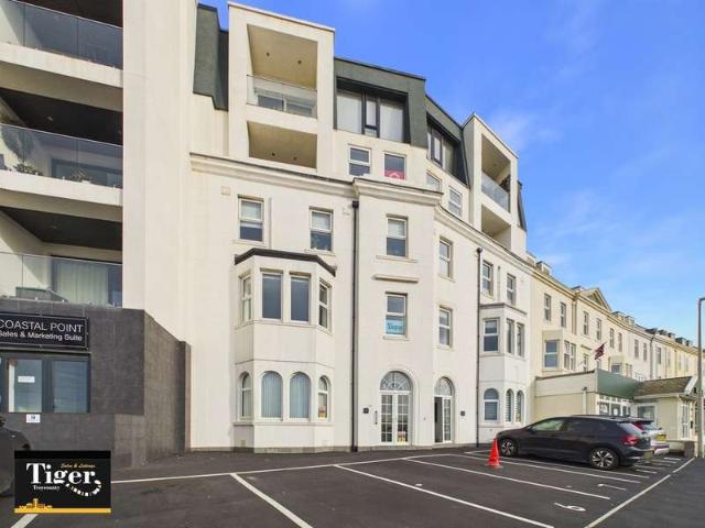 Flat for sale in Squires Gate, Blackpool