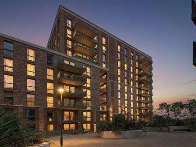Flat for sale in Kenton, Greater London