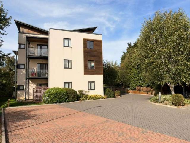 Flat for sale in Faringdon, Vale of White Horse