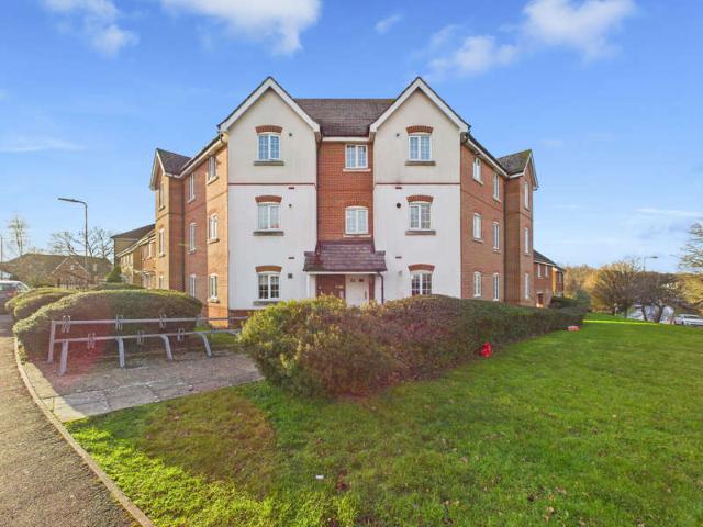 Flat for sale in Whiteley, Hampshire