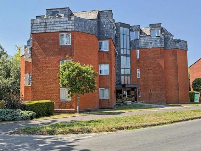 Flat for sale in Wimborne, East Dorset