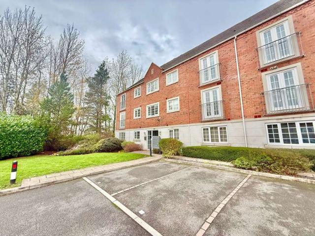 Flat for sale in Shaver's End, West Midlands