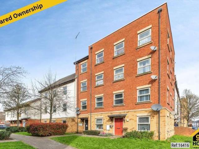 Flat for sale in Stanton Cross, Wellingborough