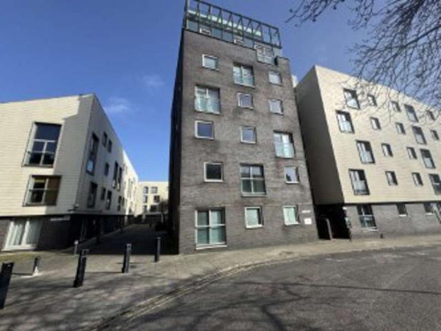 Flat for sale in East Bank, Norfolk