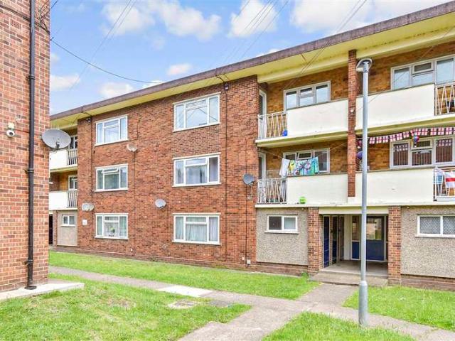 Flat for sale in Troy Town, Rochester