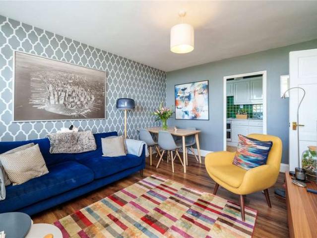 Flat for sale in Southfields, Greater London